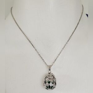 Elegant Sterling Silver and Emerald Cz Pendant Necklace